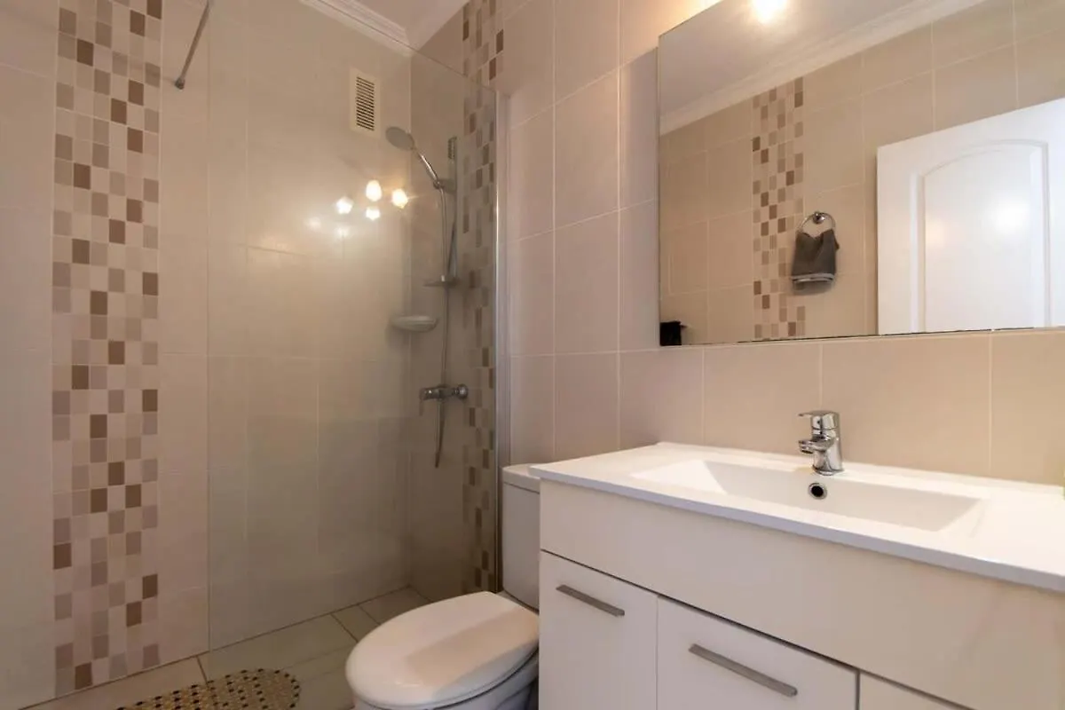 Apartmán Azahara Playa 45 - One Bed Los Cristianos  Los Cristianos (Tenerife)