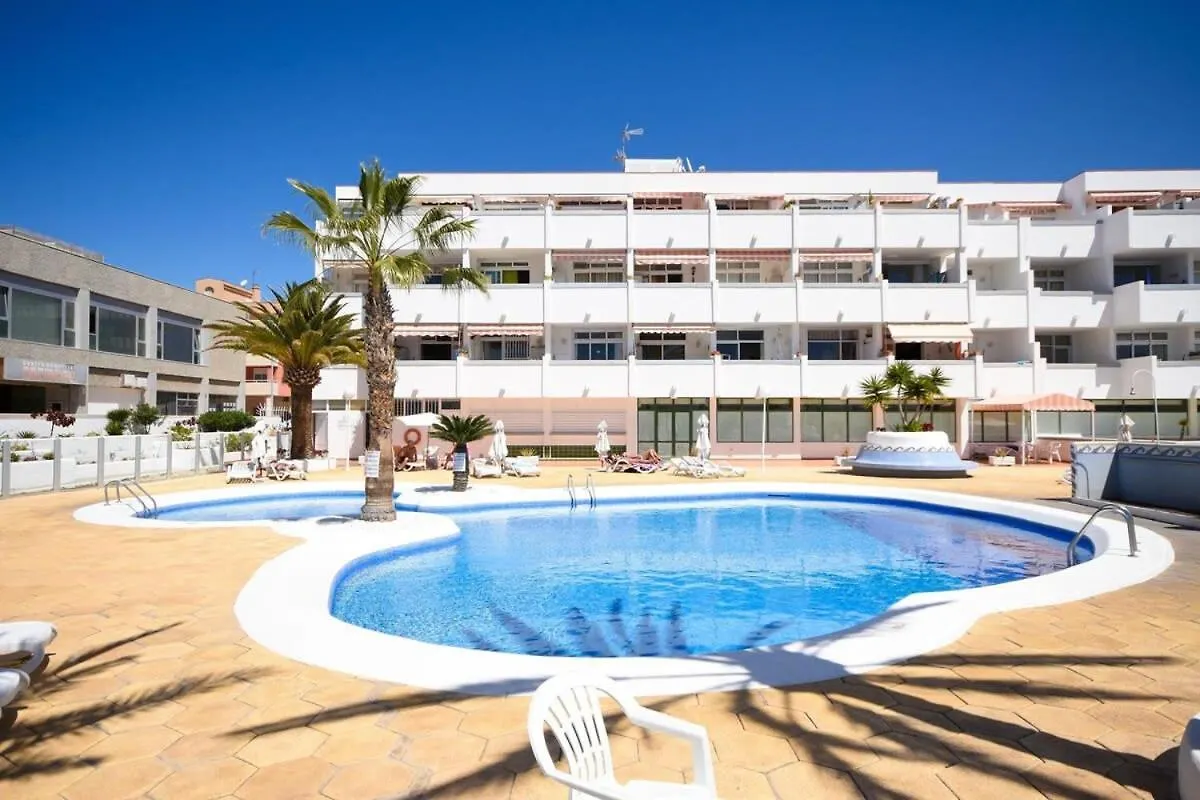 Apartmán Azahara Playa 45 - One Bed Los Cristianos  0*, Los Cristianos (Tenerife)